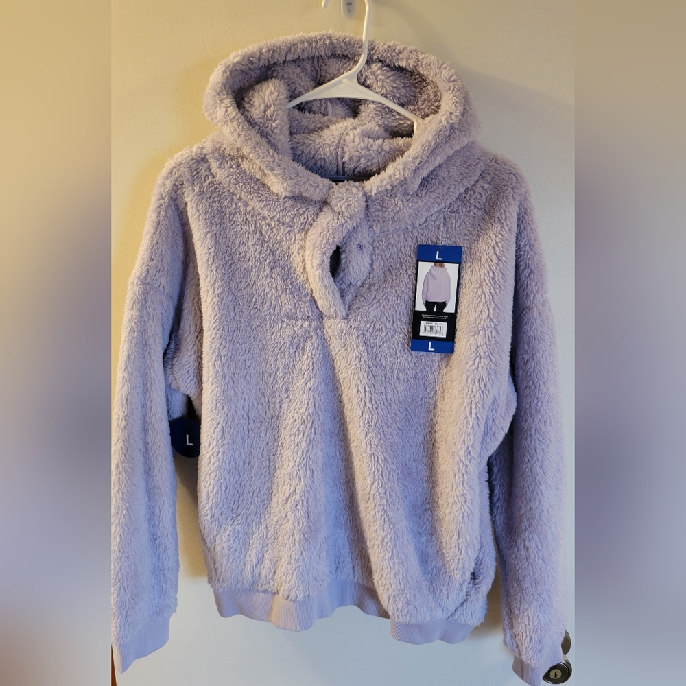 Pullover sweater